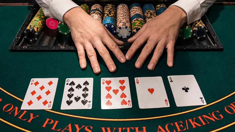 棋牌游戏下载_手机棋牌大厅一站式安装指南​(图1)